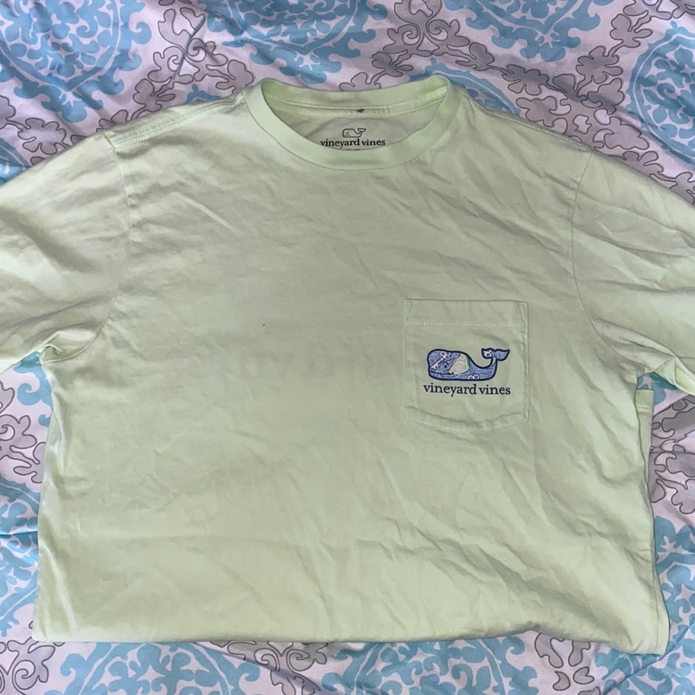 Vineyard Vine tee